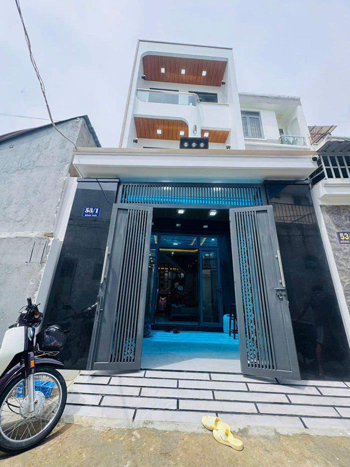 Bàn giao dự án xây nhà phố trọn gói – Công trình 1 trệt 2 lầu hiện đại